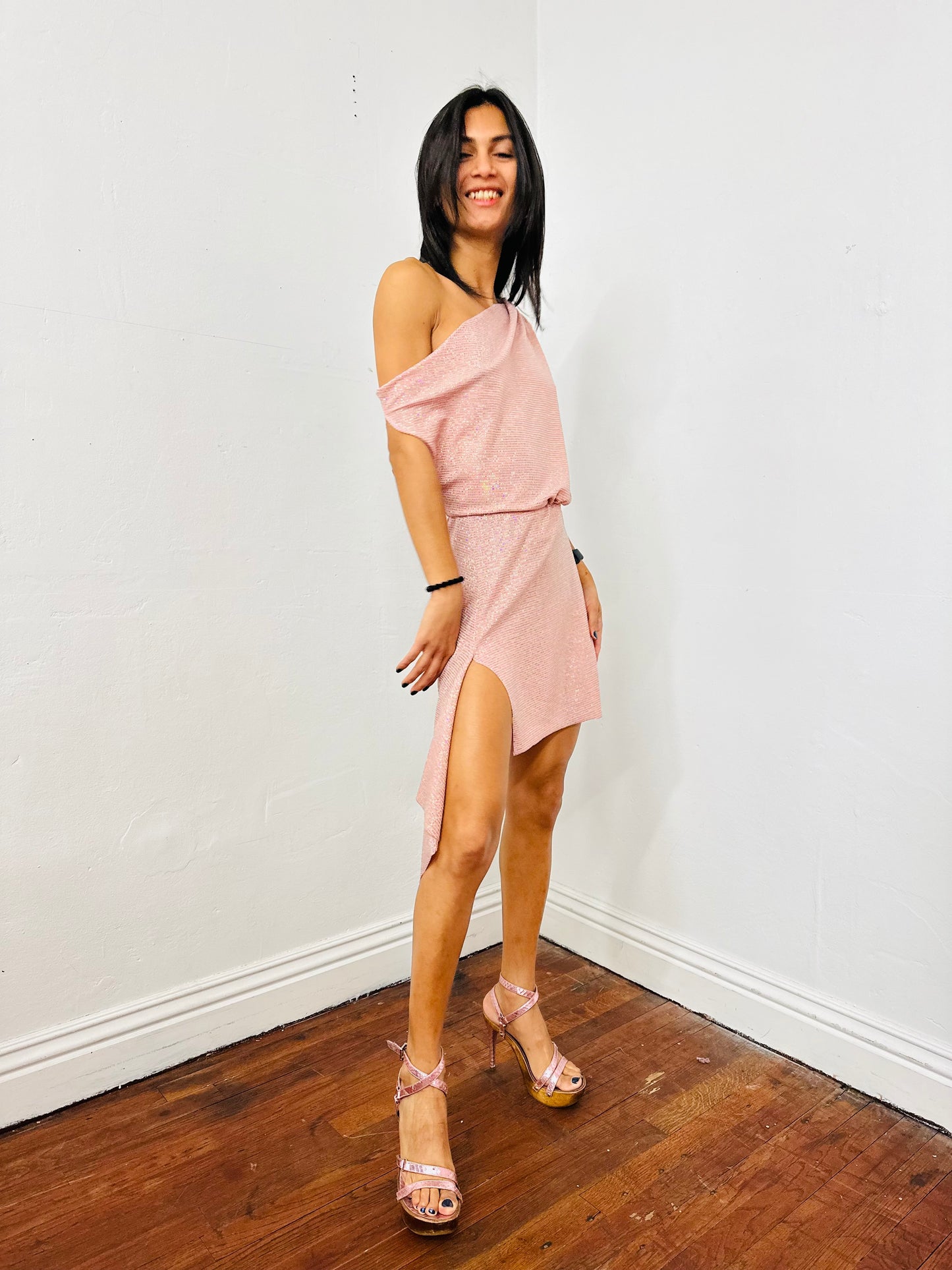 Ragtofab “The Mariana “ Short party mini dress.