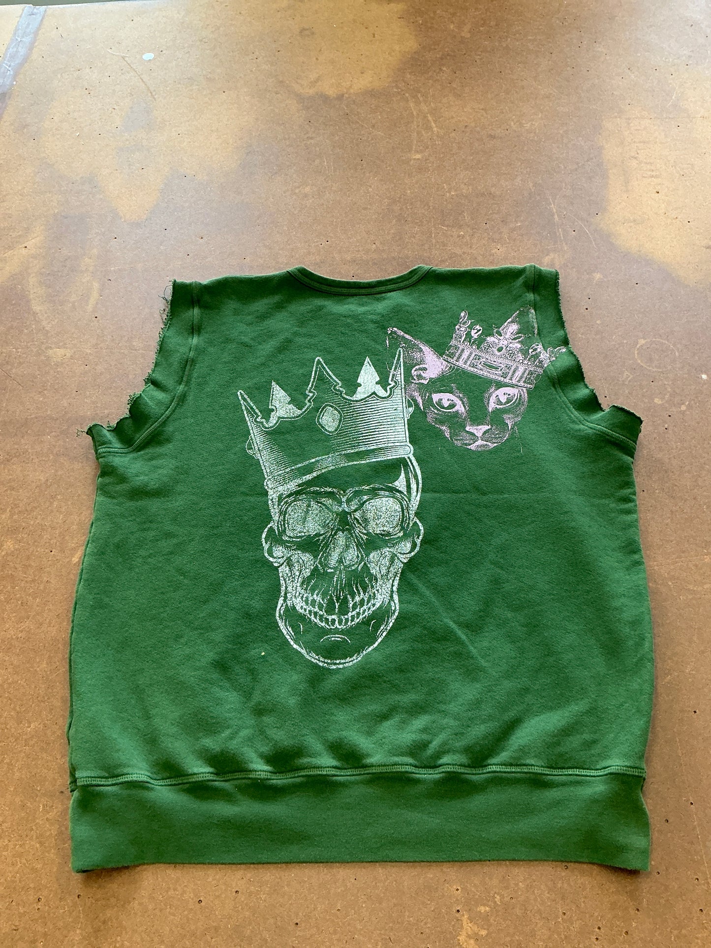 Printed cut out sleeves sweatshirt