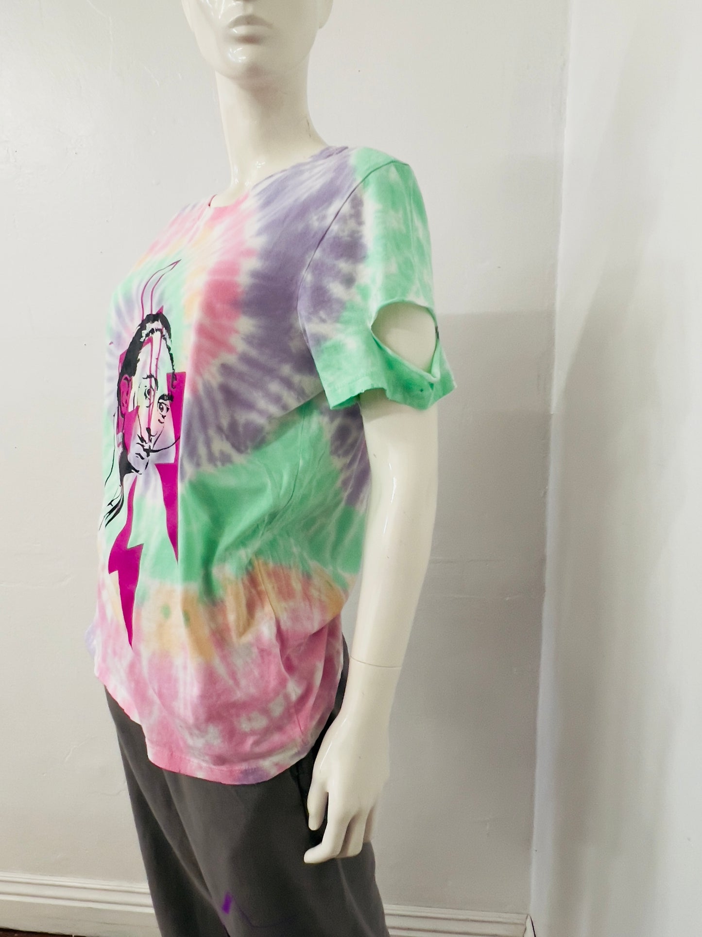 Ragtofab screen print cut out tee