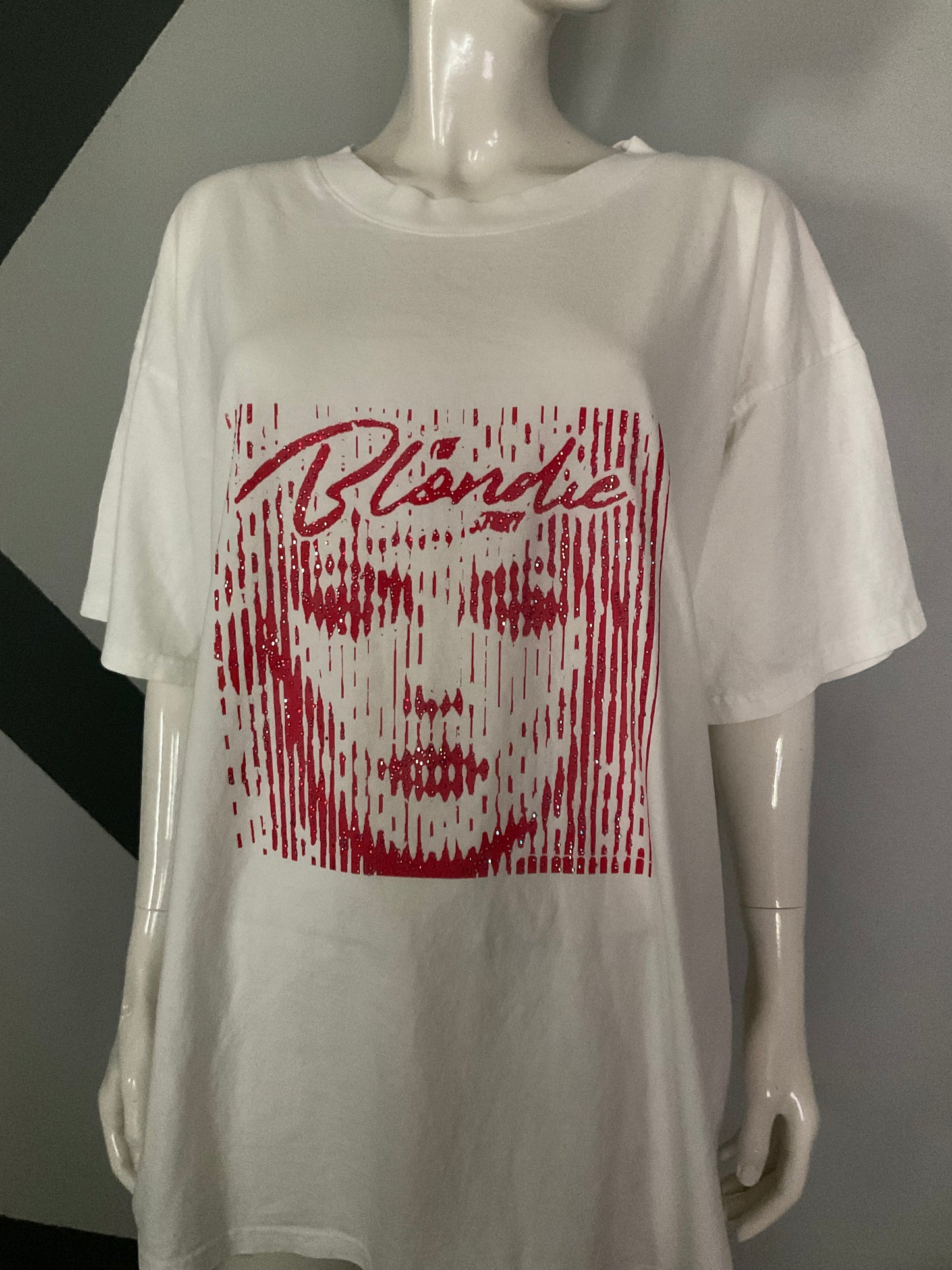 “Blondie” screen print / rhinestone short sleeve tee shirt