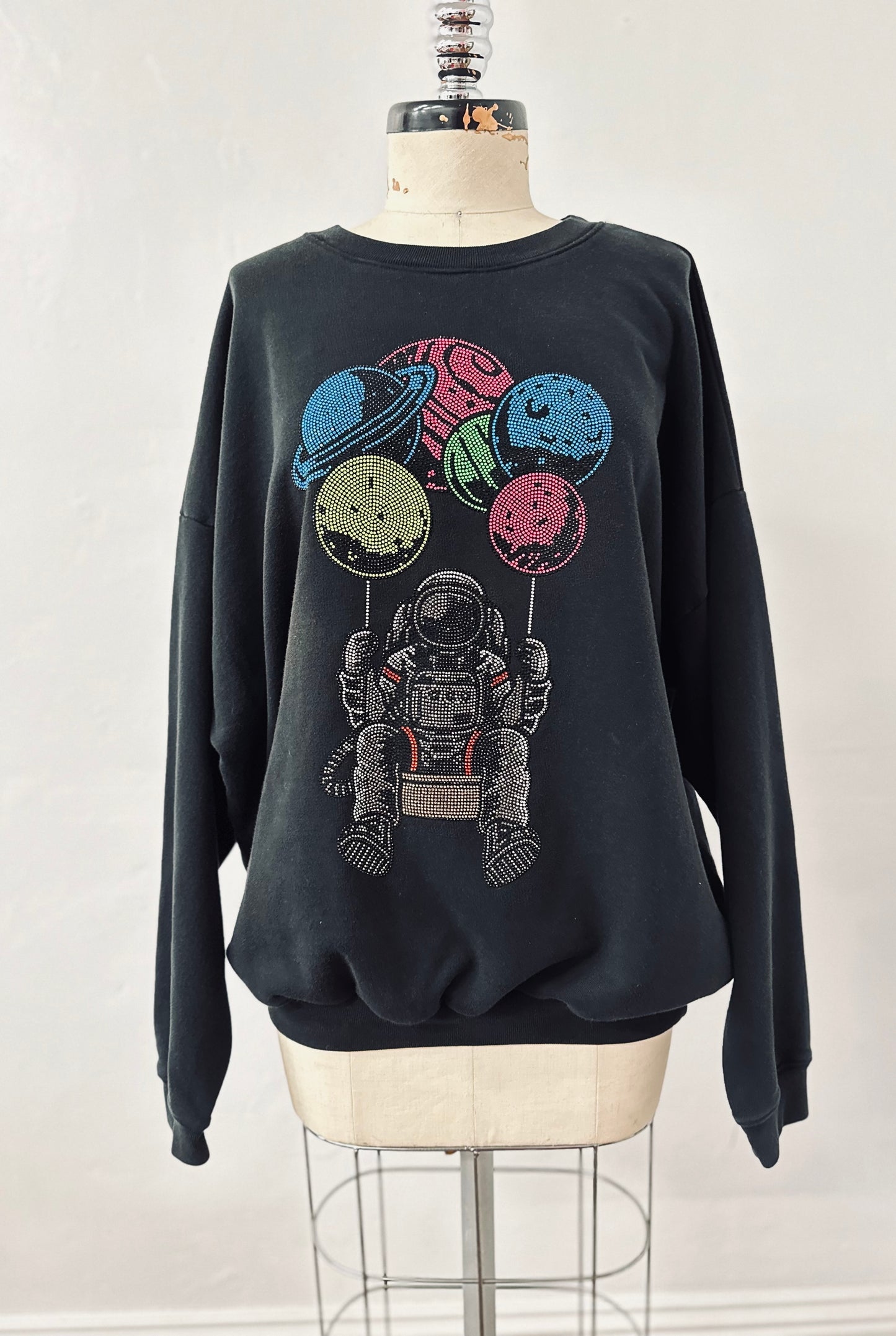 Ragtofab Upcycle Black sweatshirt