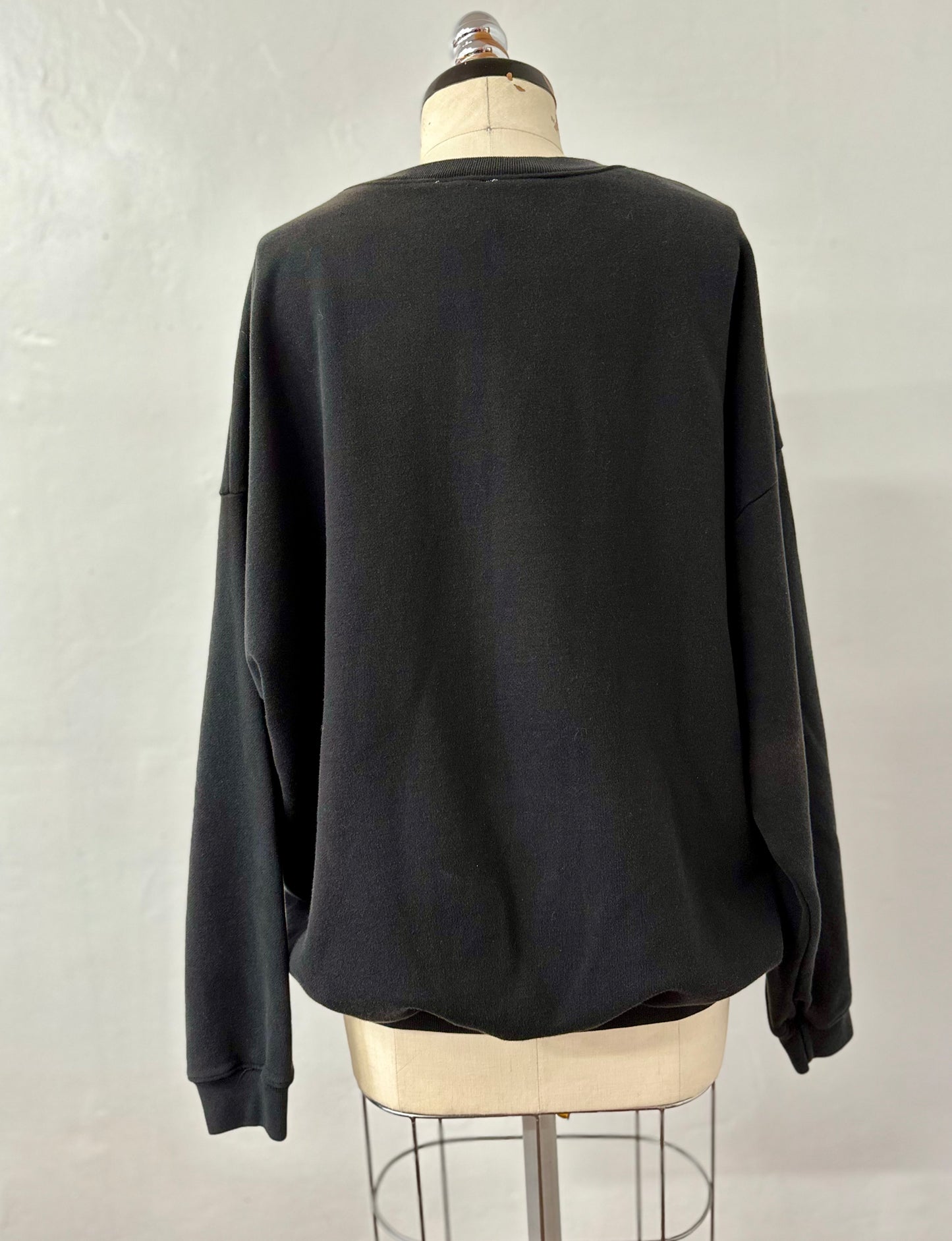 Ragtofab Upcycle Black sweatshirt