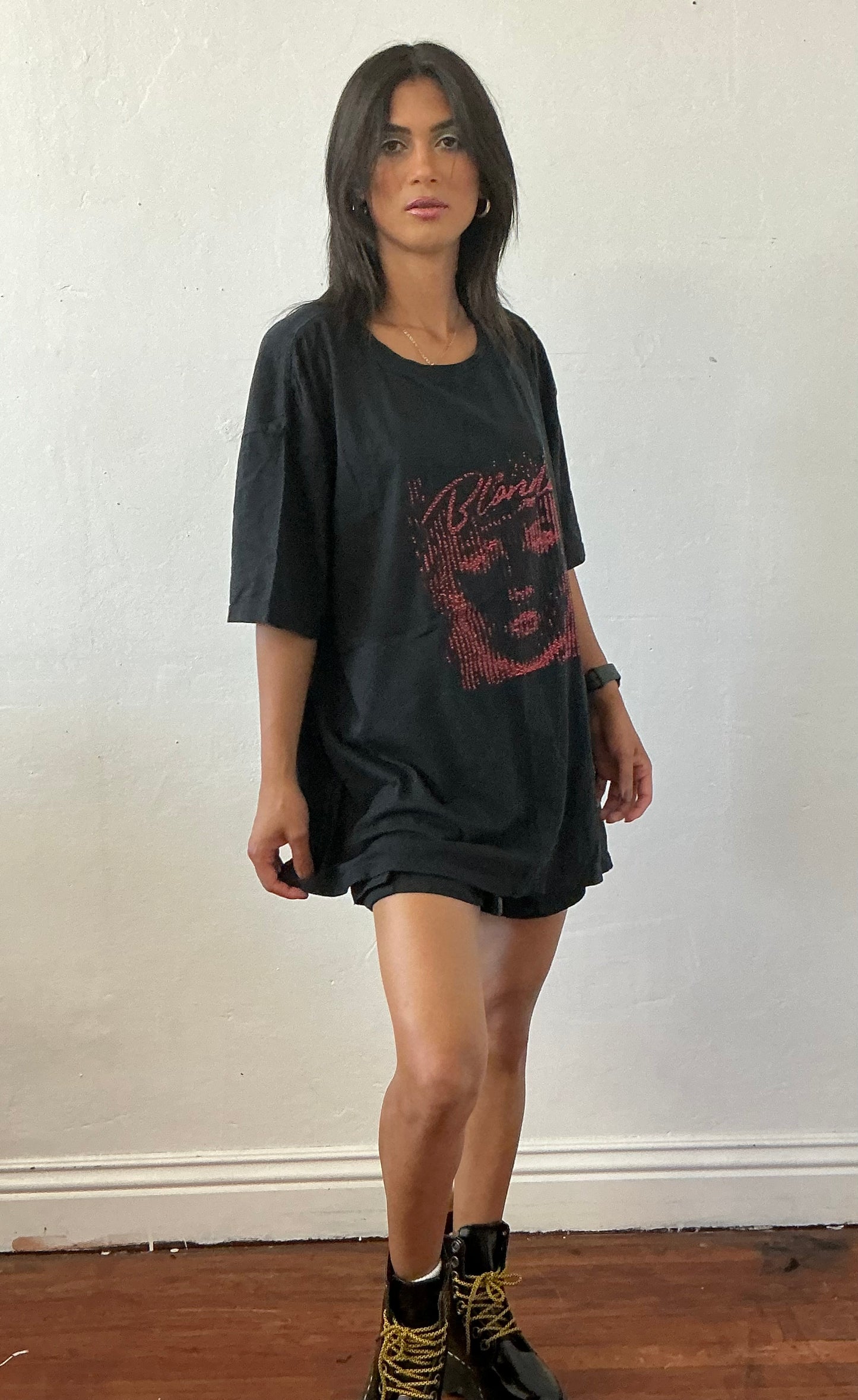 PFDA T-shirt Upcycle with rinhestone (RED)screen print (BLODIE)