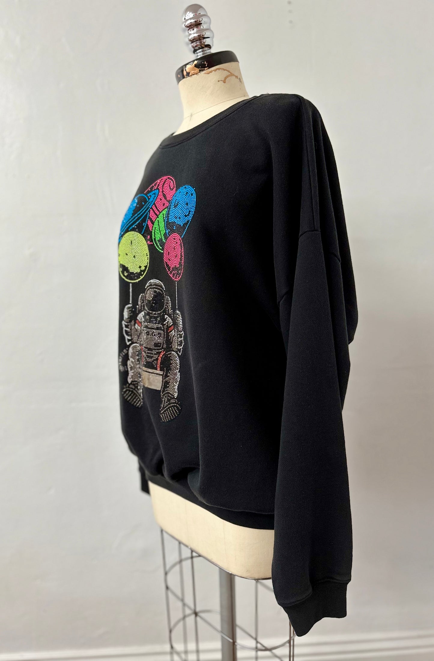 Ragtofab Upcycle Black sweatshirt