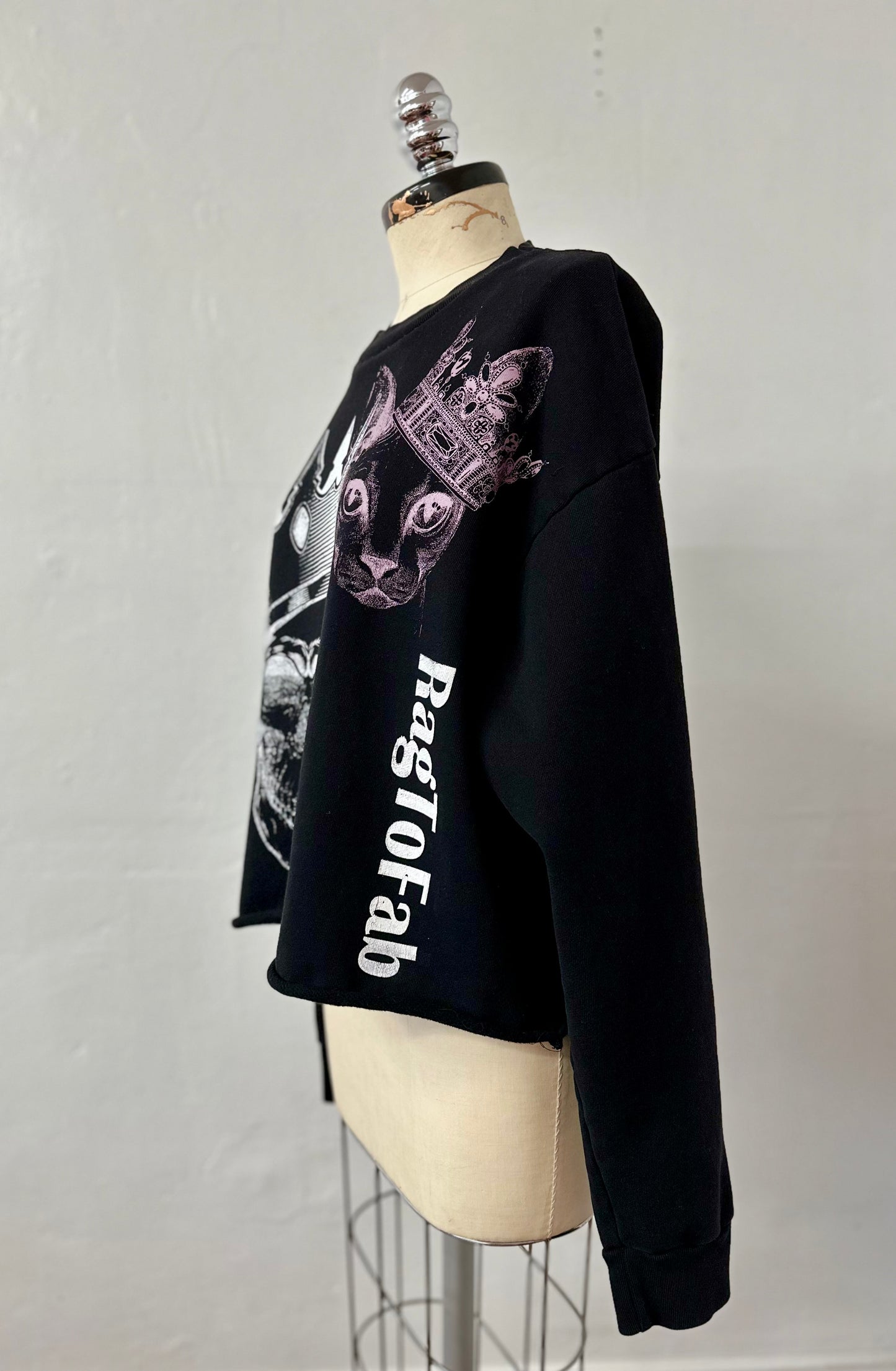 Ragtofab Upcycle long sleeve sweatshirt