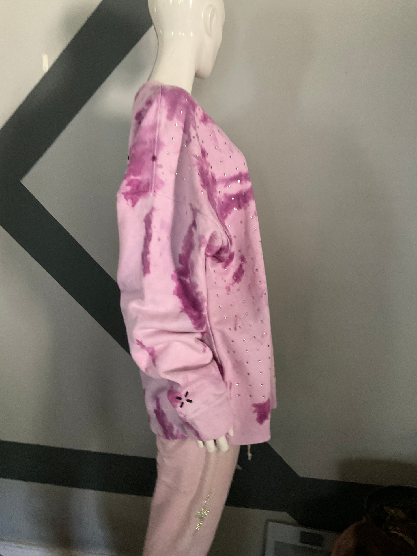 Long sleeve oversized pull over