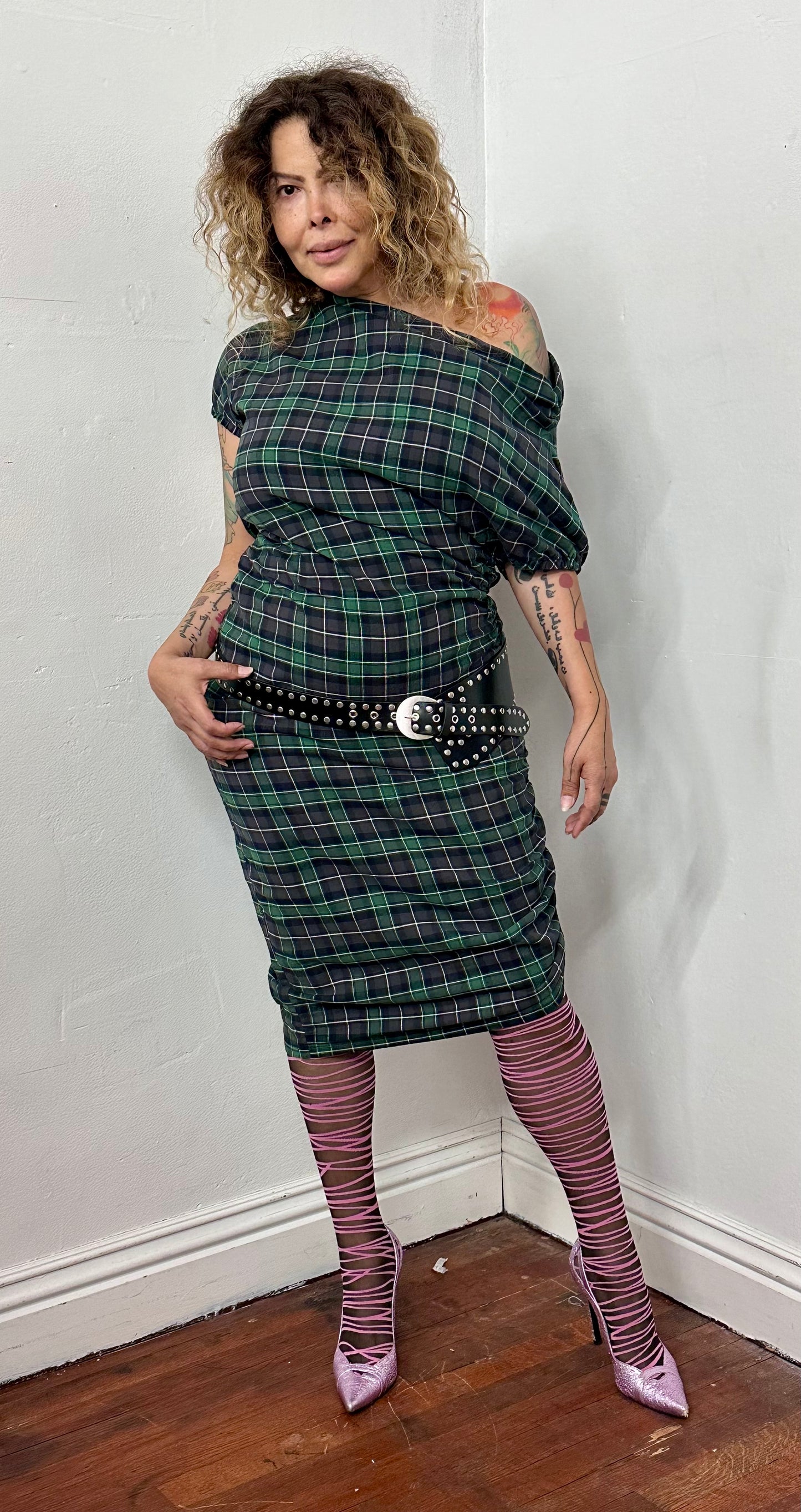 Off shoulder asymmetric dress